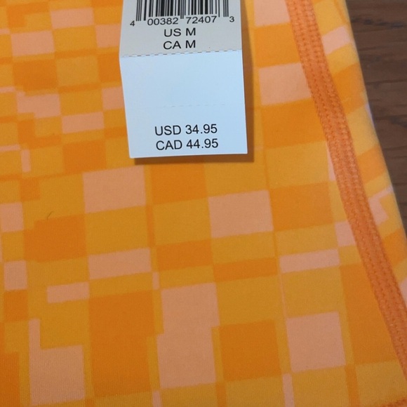 Offline by aerie hi-rise biker shorts in orange women’s medium NWT - Picture 3 of 6